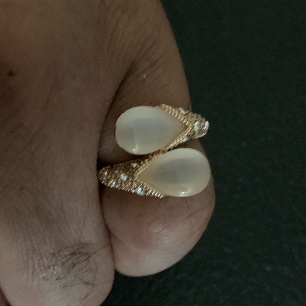 Ring - Picture 8 of 8